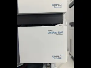 Dionex UltiMate 3000 UHPLC System with Nano Pumps, Autosamplers & VWD Detector, 6 of 14