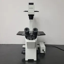 Olympus IX51 Inverted Microscope with Phase Contrast for Tissue Culture, 2 of 8
