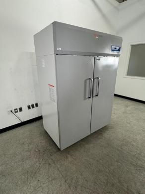Thermo Scientific TSX Series TSX5030FA Double Door Laboratory Refrigerator with Digital Temperature Control-cover