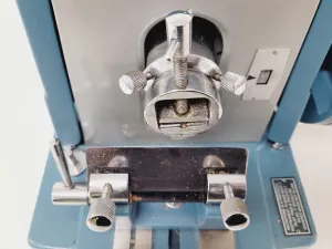 Radical Instruments Senior Rotary Microtome RMT-30, 10 of 11