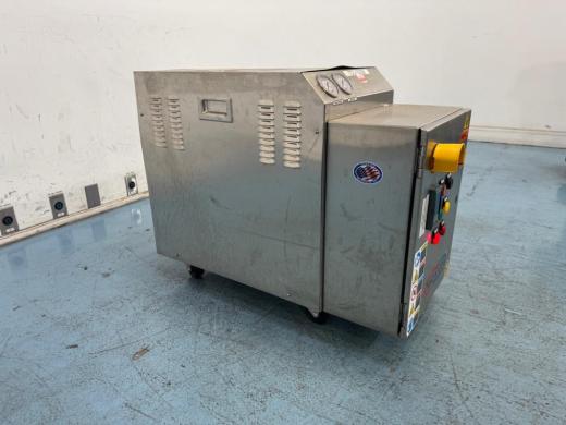 Mokon DT4309AFJ Industrial Temperature Control Unit with Pressure Gauges-cover