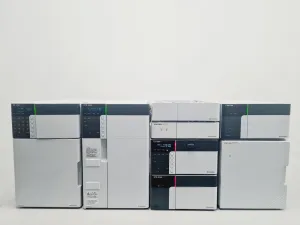Shimadzu HPLC System with SIL-20A Autosampler and SPD-M20A Photodiode Array Detector, 2 of 42