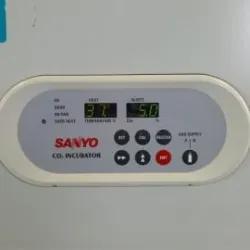 Sanyo MCO-5AC CO2 Incubator with 49-Liter Chamber and Precise Environmental Control, 2 of 12