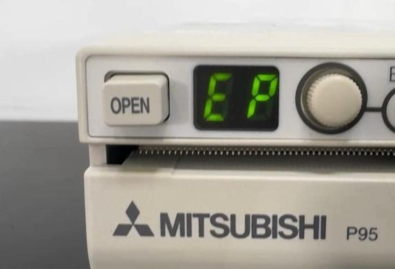 Mitsubishi P95DW Digital Monochrome Printer for Laboratory Imaging and Documentation-cover