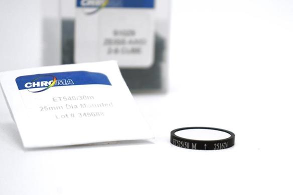 Chroma ET525/30 Fluorescence Bandpass Emission Filter, 25 mm Diameter-cover