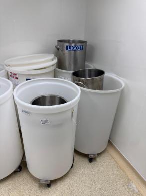 Plastic Storage Tanks and Stainless Steel Laboratory Pots for Material Handling-cover