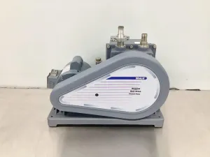 Welch 1402 DuoSeal Belt-Drive Vacuum Pump with 0.5 HP Motor and Large Oil Reservoir, 4 of 11