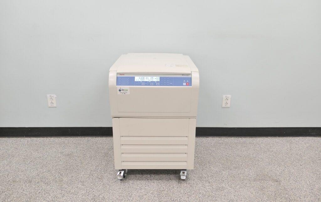 Thermo Scientific Multifuge X3R FR Refrigerated Floor Centrifuge with 4L Capacity