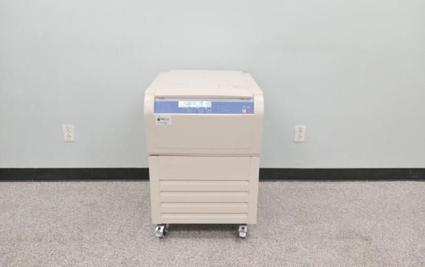 Thermo Scientific Multifuge X3R FR Refrigerated Floor Centrifuge with 4L Capacity-cover
