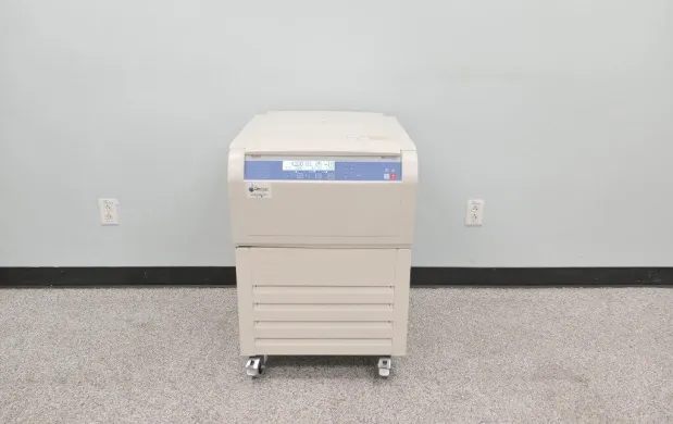 Thermo Scientific Multifuge X3R FR Refrigerated Floor Centrifuge with 4L Capacity