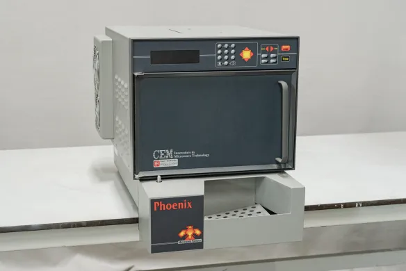 CEM Phoenix Microwave Furnace and Ashing System, up to 1200°C, 8x25ml crucible capacity
