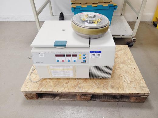 Heraeus Instruments Megafuge 2.0R Refrigerated Benchtop Centrifuge-cover