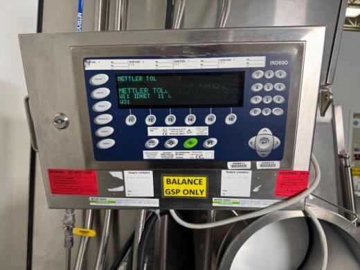 Howorth Air Technology Dispensing Isolator System with Touchscreen Control and Glove Ports-cover