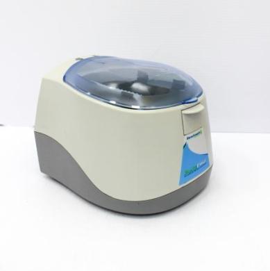 Benchmark Scientific C2000 PlateFuge Microplate Microcentrifuge 2,550 RPM with Swing-Out Rotor-cover