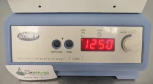 Stuart SSM5 Digital Microplate Shaker with Orbital Motion, 6 of 10
