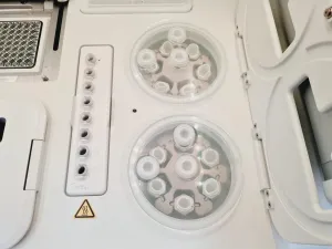 Life Technologies Ion Torrent Proton Semiconductor Sequencer and Ion Chef System, 8 of 89