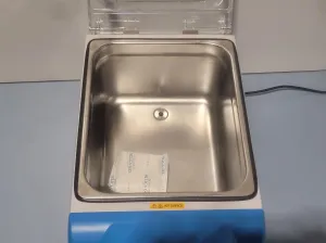 Benchmark B2000-8 MyBath 8L Laboratory Water Bath with Precise Temperature Control, 3 of 4