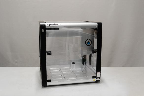 Opentrons OT2 Sample Handling Robot-cover