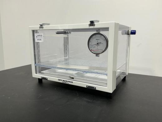 Sanplatec Dry Keeper Hygrometer – Enclosed Dry Storage Chamber with Analog Humidity Monitoring-cover