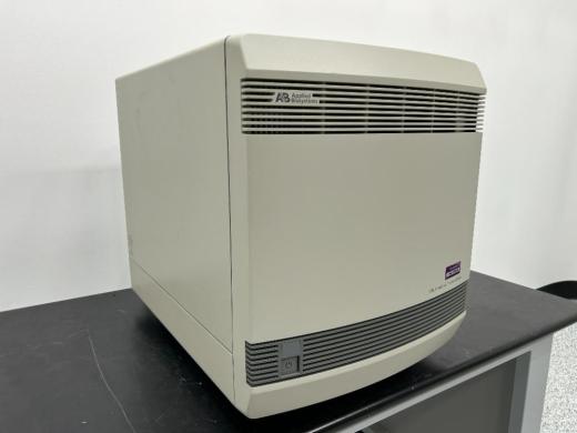 Applied Biosystems 7900HT Fast Real-Time PCR System-cover