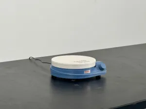 Thermo RT Basic-17 Magnetic Stirrer for Laboratory Mixing, 2 of 4