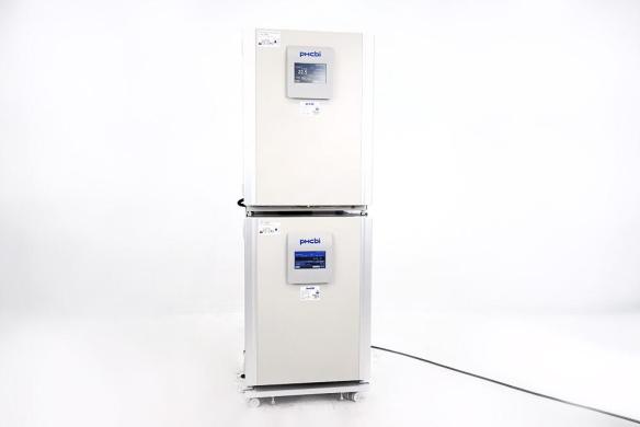 PHCbi MCO-170AICUVD-PE CO2 Incubator 165 L Double Set (2018)-cover