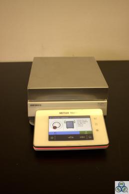 Mettler Toledo XR10001S Precision Balance, 10,100g Capacity, 0.1g Readability-cover