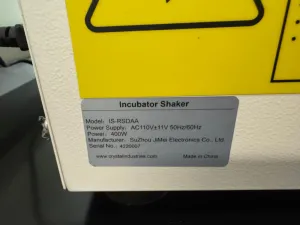 Crystal IS-RSDAA Benchtop Incubator Shaker for Precise Temperature and Agitation Control, 2 of 2