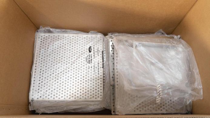 Stainless Steel Incubator Shelving for Laboratory Use-cover