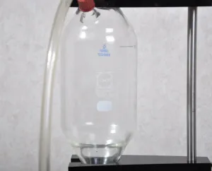 Schott Filling Bottle with Tap and Frame Stand, 1000 ml, 2 of 3