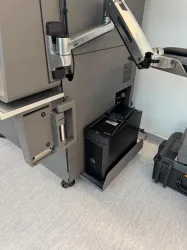 Invitrogen Bigfoot Automated Cell Sorter with Integrated Fluidic Valve Modules, 2 of 4