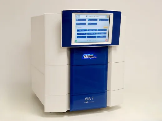 Applied Biosystems ViiA 7 96-Well Real-Time PCR Instrument for Quantitative Molecular Diagnostics