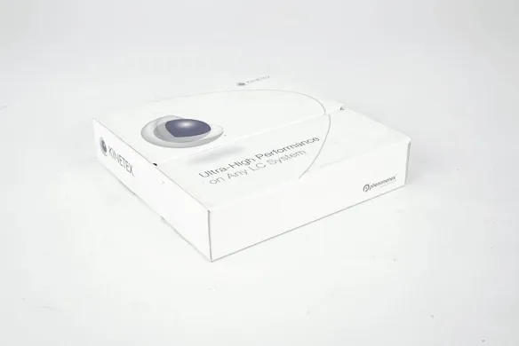 Phenomenex Kinetix 2.6 µm C18 Reversed-Phase HPLC Column, 100 Å, 50 × 4.6 mm, 00B-4462-E0