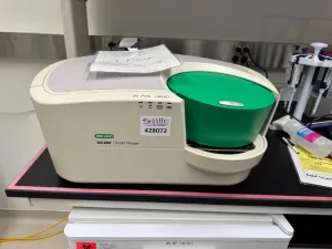Bio-Rad QX200 Droplet Digital PCR Reader for Molecular Biology Applications, 3 of 5
