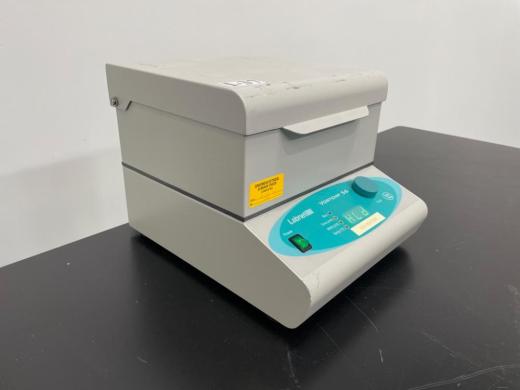 Labnet Vortemp 56 Incubator Shaker-cover