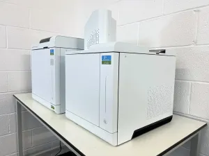 PerkinElmer GC 2400 System with HS 2400M Headspace Sampler and PGXplus H2 160 Hydrogen Generator, 2 of 26