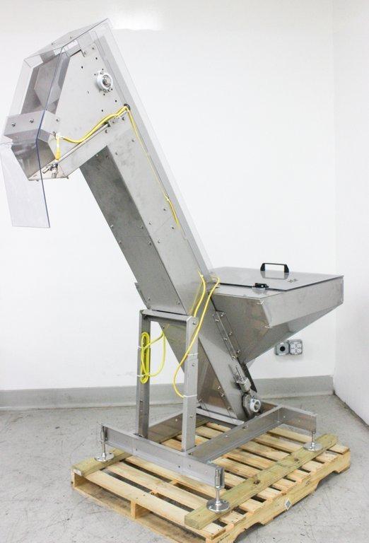 Shibuya Hoppmann EP04/06 Elevating Prefeeder for Small Parts Handling, FDA-Compliant Conveyor System