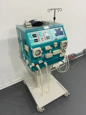 Gambro AK-200 Ultra S Hemodialysis Machine with Integrated Control and Monitoring Systems