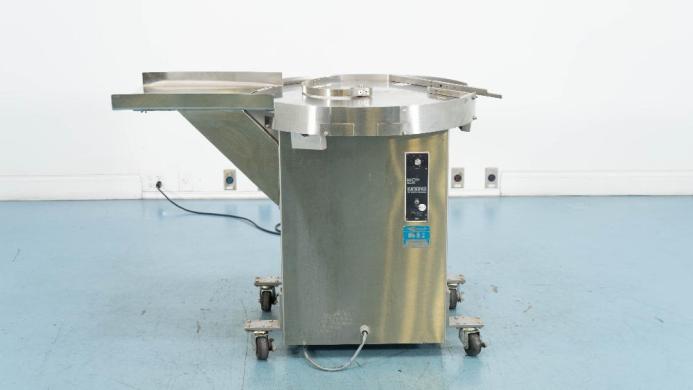 Cozzoli 30" Portable Accumulation Table-cover