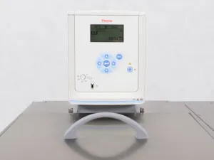 Thermo Scientific A24B Laboratory Waterbath with AC200 Thermostat, 3 of 5