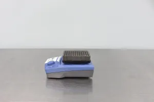 IKA MS3 Microplate Vortexer with Variable Speed and 5 mm Orbit, 3 of 9