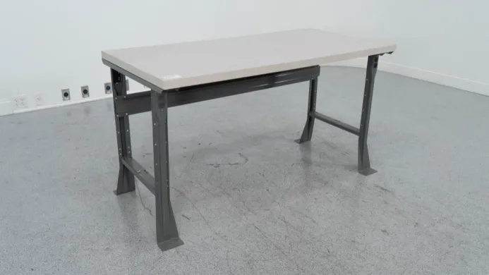 5 Foot Stainless Steel Laboratory Workbench Table