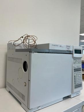 Agilent 6890N Network Gas Chromatograph with Digital Display and Keypad Control-cover