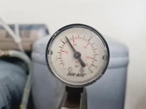 Jun-Air 6/6-4 Quiet Running Laboratory Compressor, 9 of 12