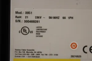 Thermo Scientific Reach-In 3951 Large-Capacity CO2 Incubator, 4 of 4