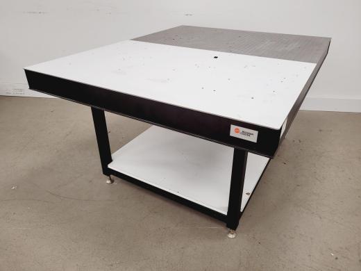 Beckman Coulter Bespoke MoFlo Optical Table Bench 153x122x80cm-cover