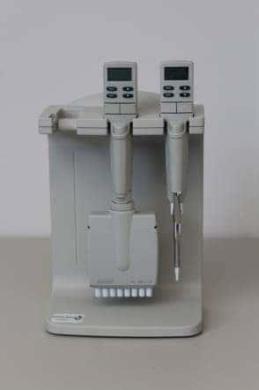 Rainin Pipette Set with Charger-cover