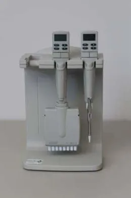 Rainin Pipette Set with Charger