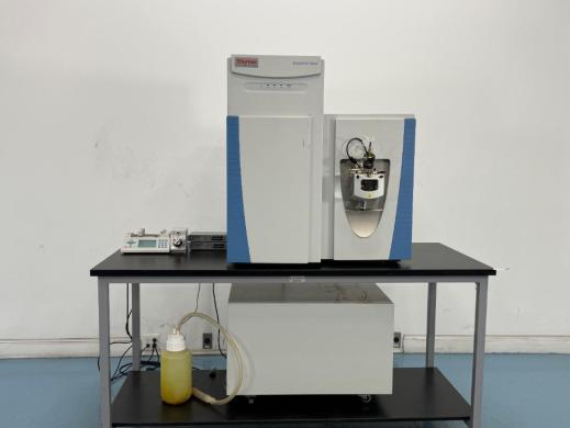 Thermo Fisher Scientific Q Exactive Focus Quadrupole-Orbitrap Mass Spectrometer-cover