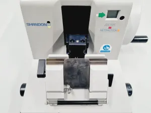 Shandon AS325 Rotary Microtome for Precise Tissue Sectioning, 8 of 13